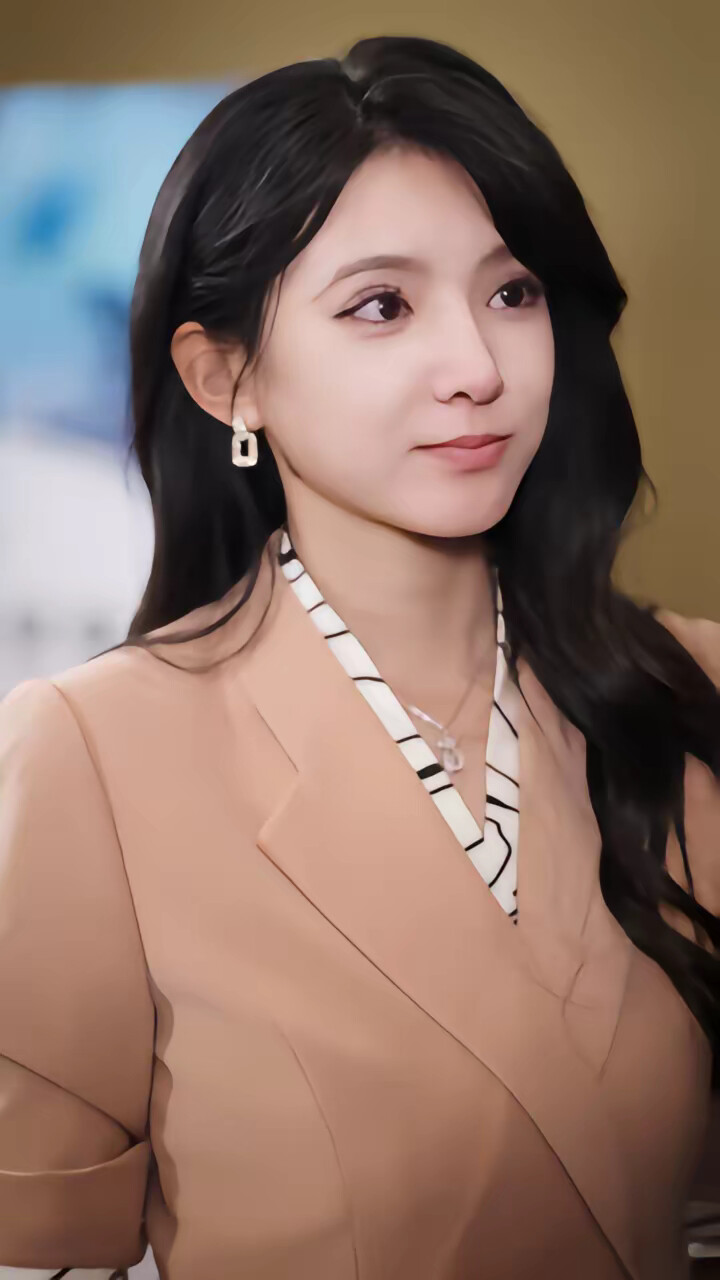 《救命！女boss逼我领证》剧照