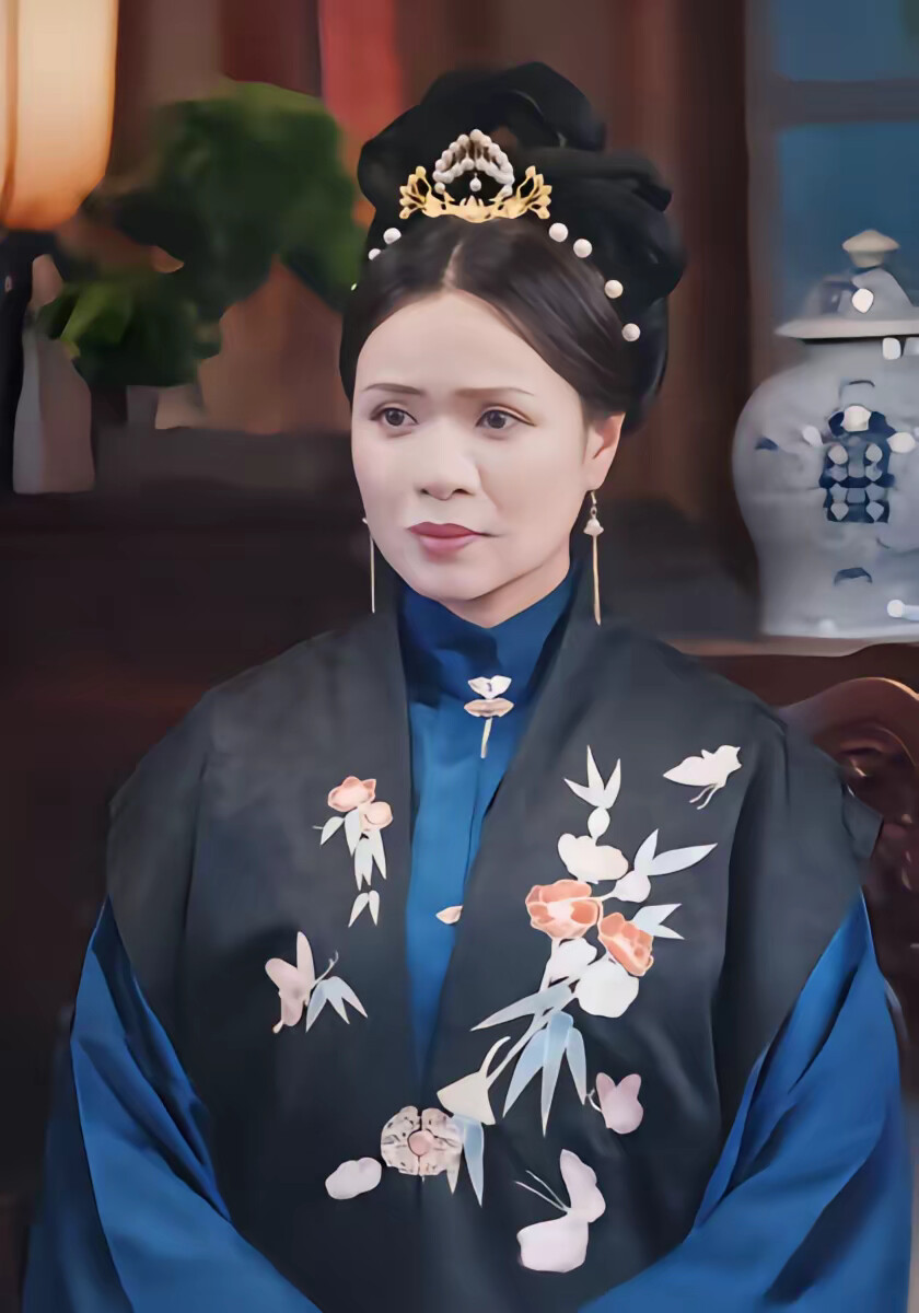 《洞房夜遭換親，她帶小皇帝去逃荒》劇照