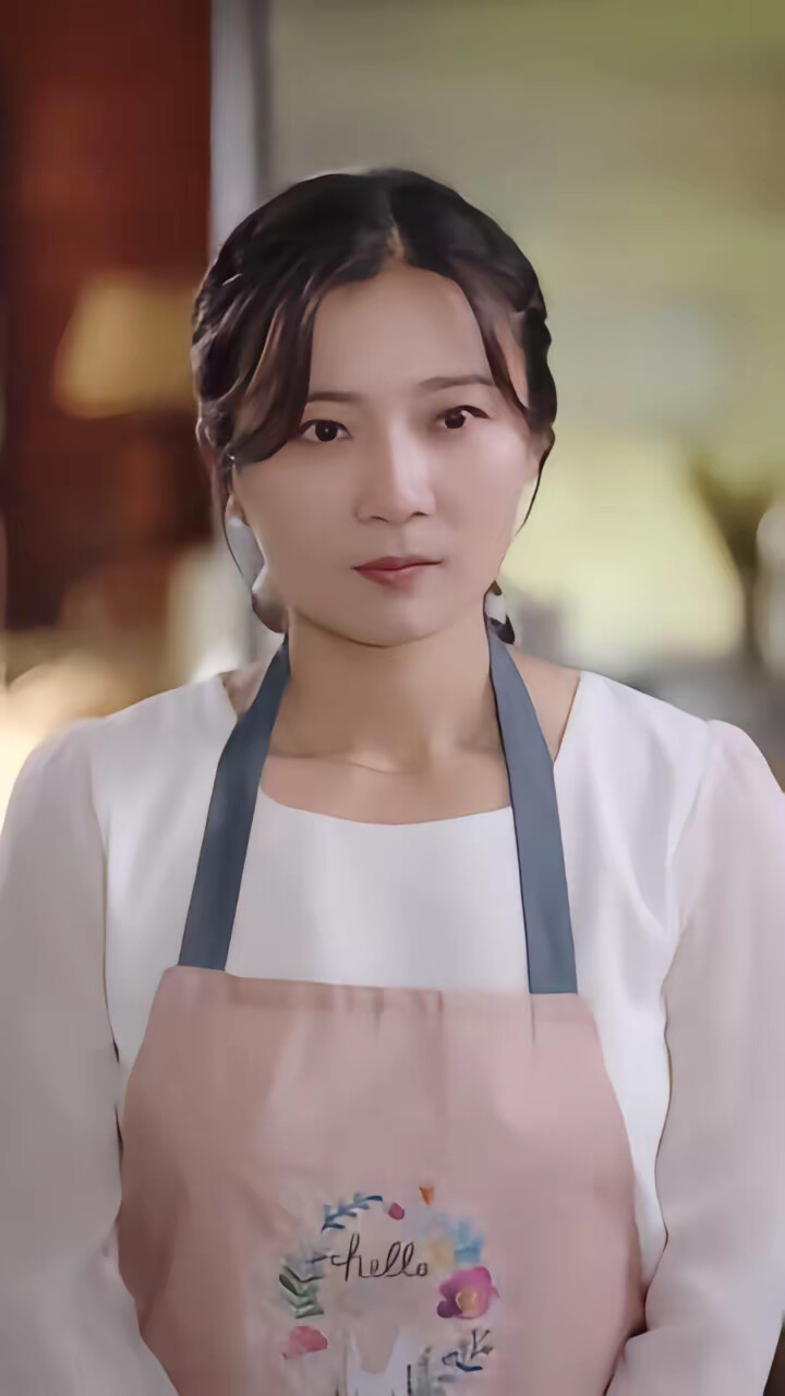 《他發工資，我發收購函》劇照