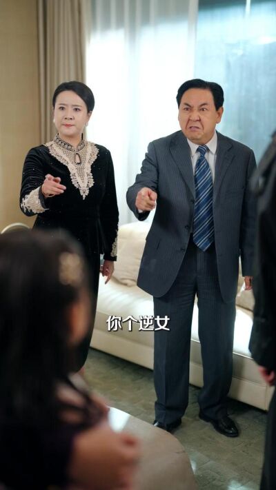 《狂龙出狱，江家赘婿是天渊殿主》剧照