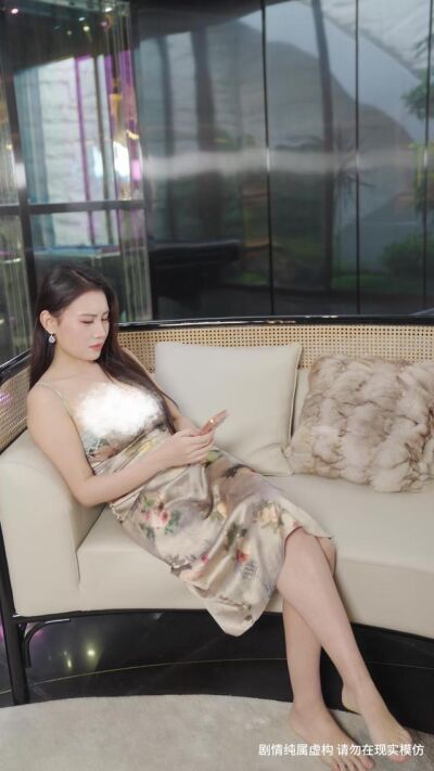 《離婚後，我繼承了上億遺產》劇照