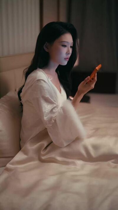 《偷聽我心聲後，美女總裁繃不住了》劇照