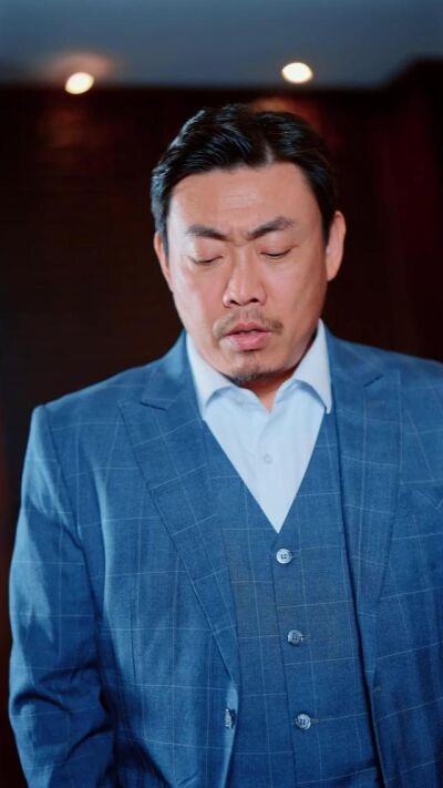 《化身死對頭後清算舊債》劇照