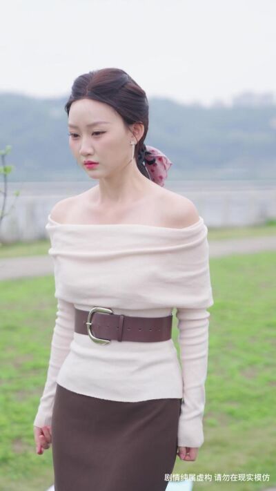 《離婚後，我繼承了上億遺產》劇照