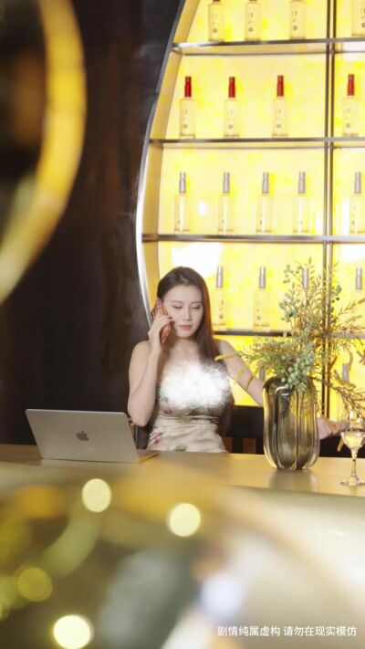《離婚後，我繼承了上億遺產》劇照