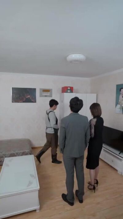 《寒門逆襲坐擁財富》劇照