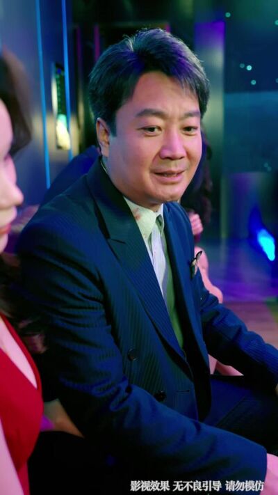 《人到中年，才發現我竟是真少爺》劇照