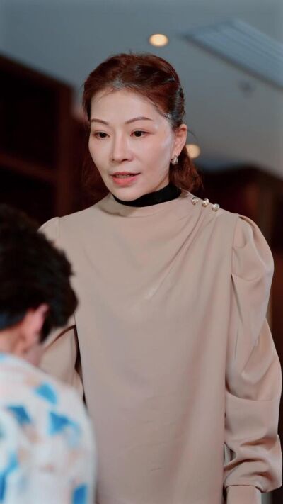 《化身死對頭後清算舊債》劇照
