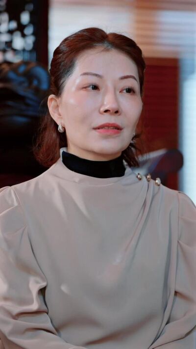 《化身死对头后清算旧债》剧照