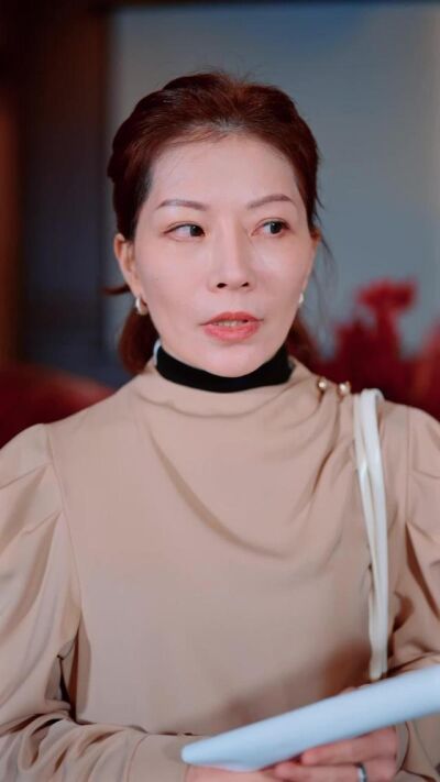 《化身死对头后清算旧债》剧照