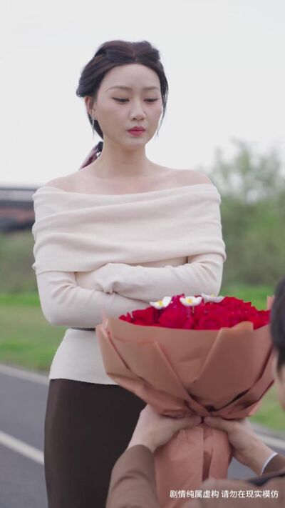 《離婚後，我繼承了上億遺產》劇照