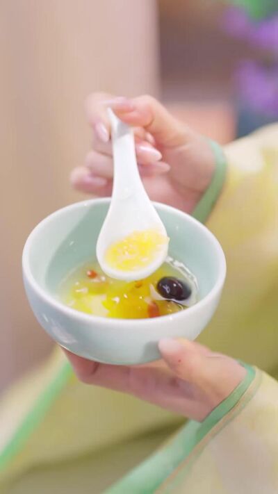 《九重春色画中囚》剧照