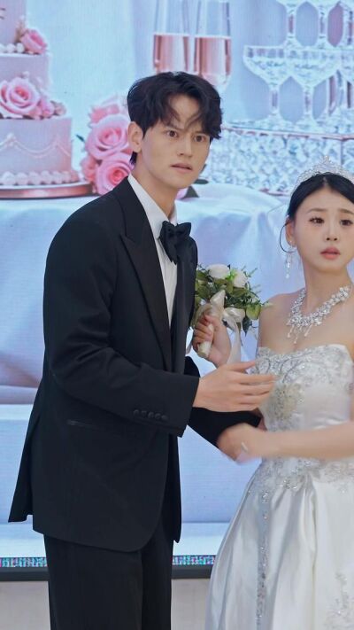 《夫人别怕，你的赘婿是天神殿主》剧照