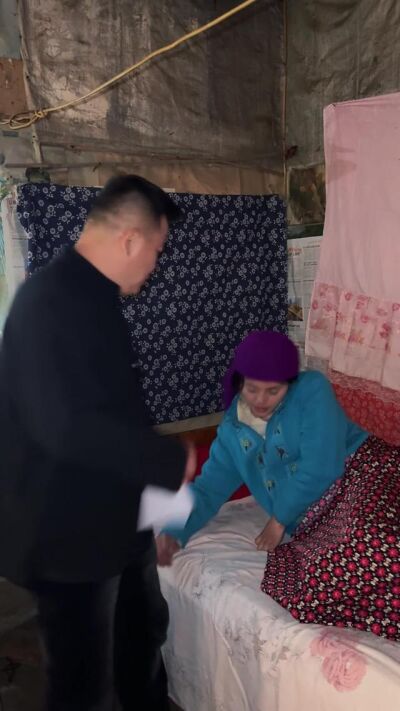 《籬下騙局》劇照