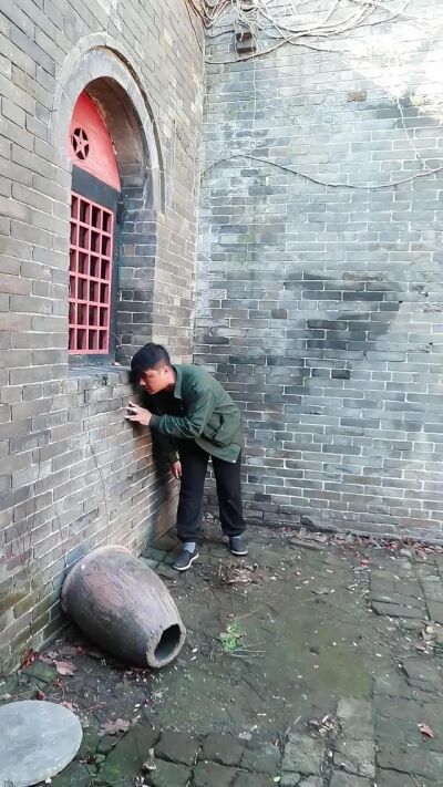 《山中巨物》劇照