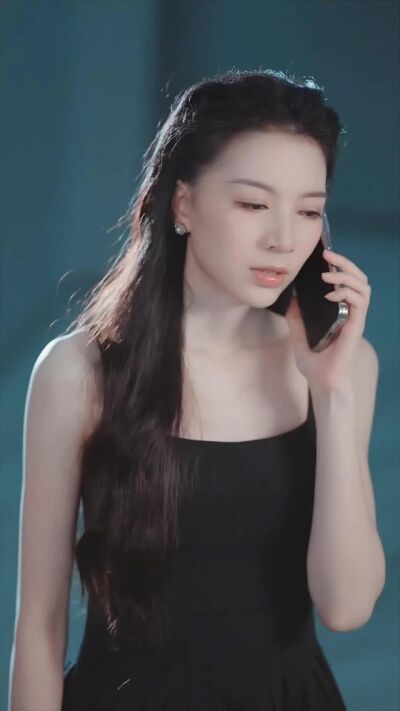 《心事只敢说给他听》剧照
