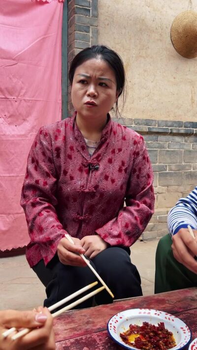 《辣媳不好欺》剧照