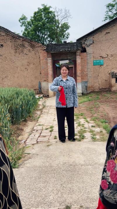 《辣媳不好欺》剧照