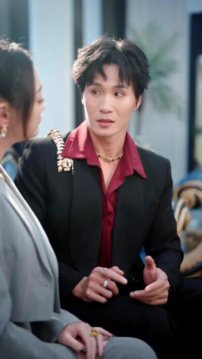 《最強反派烏鴉哥》劇照