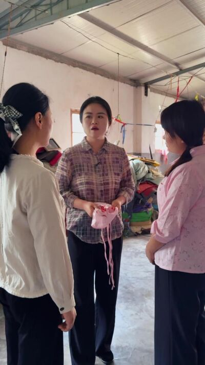 《繡娘又見好春光》劇照