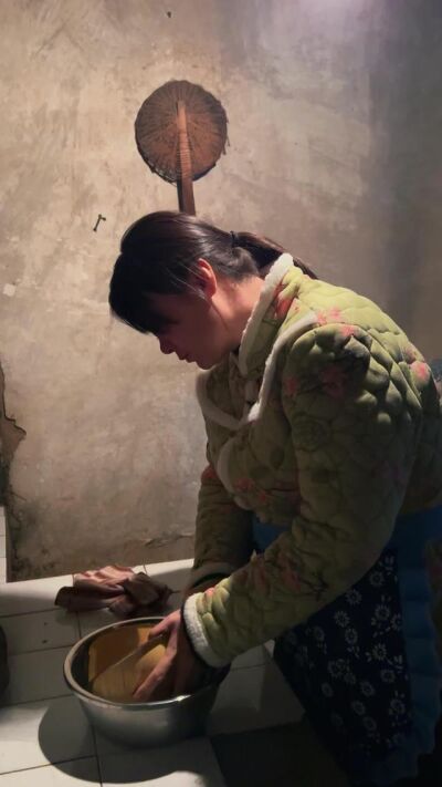 《瞒妻》剧照