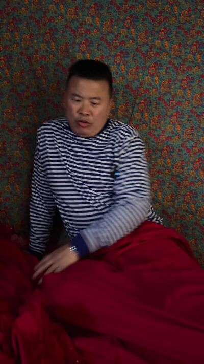 《籬下騙局》劇照
