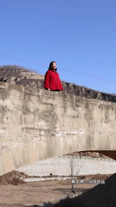 《为甚不回家》剧照