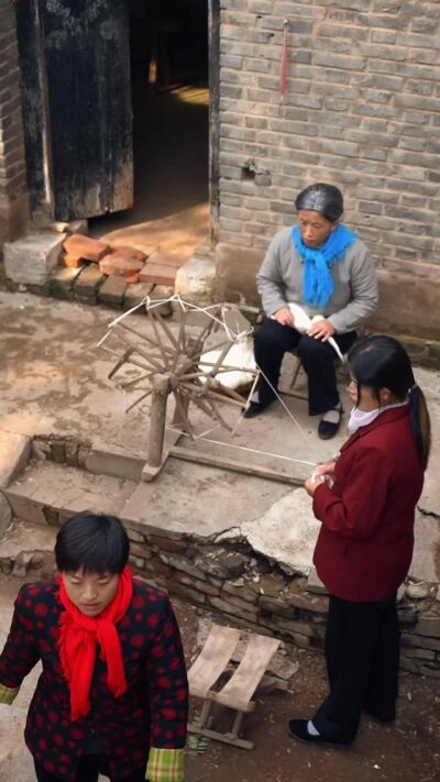 《情满农家院》剧照