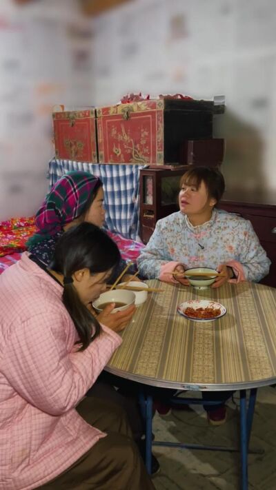 《傻女慧心》劇照