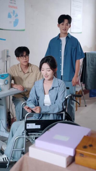 《輪椅上的縫紉機》劇照