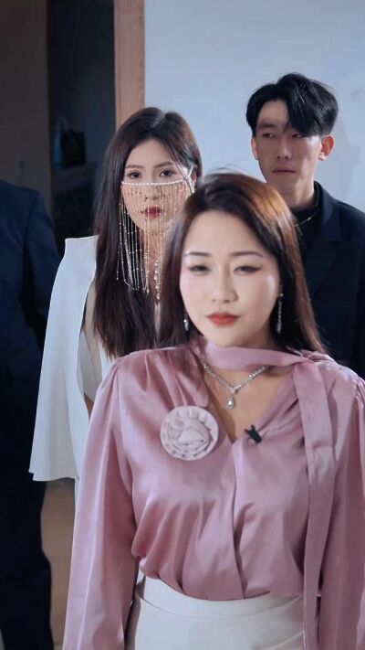 《想攀高枝，反觸其怒》劇照