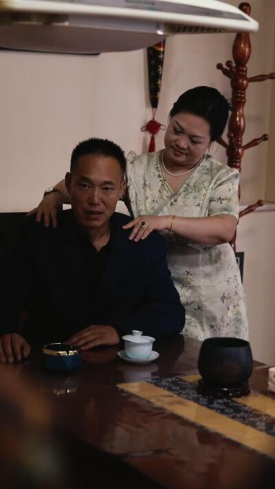 《小城青年之不玩笑婚姻》劇照