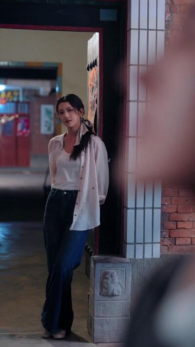 《夜港緋塵》劇照