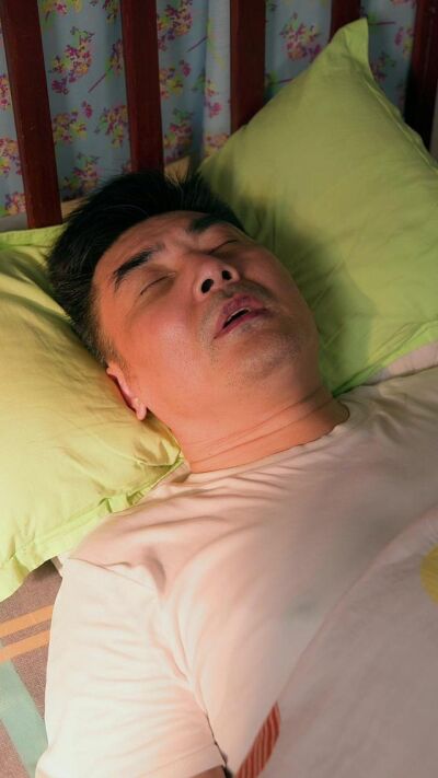 《十年报恩终不晚》剧照