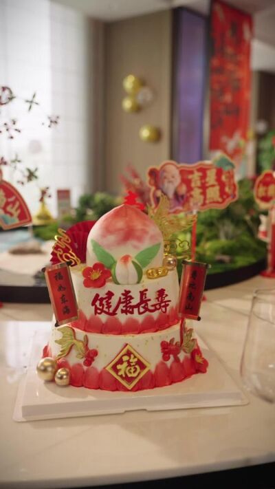 《挣脱枷锁的她》剧照