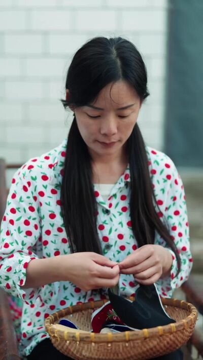 《槐花落了又开》剧照