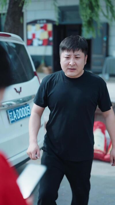 《朋友圈里的守城人》剧照