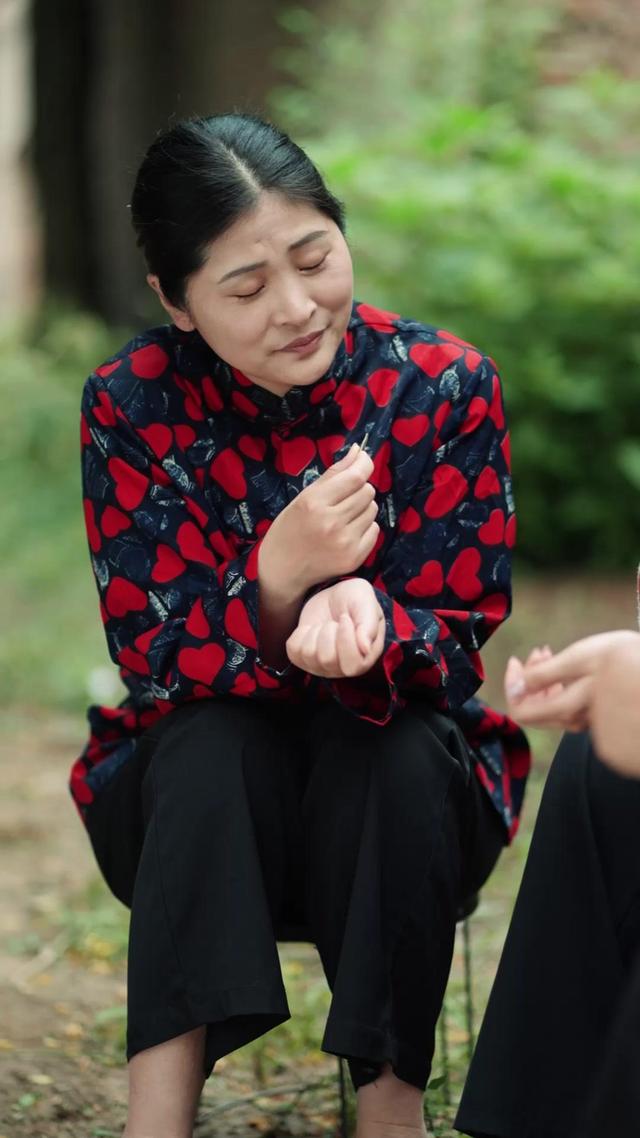 《槐花落了又開》劇照