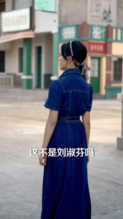 《回到1993，我给我妈当闺蜜》剧照
