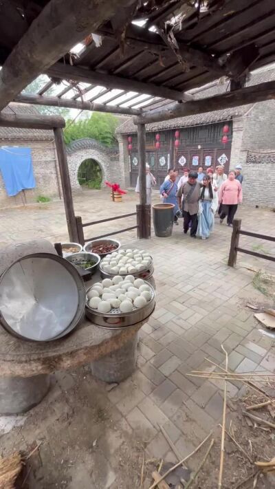 《穿越荒年解救眾生》劇照