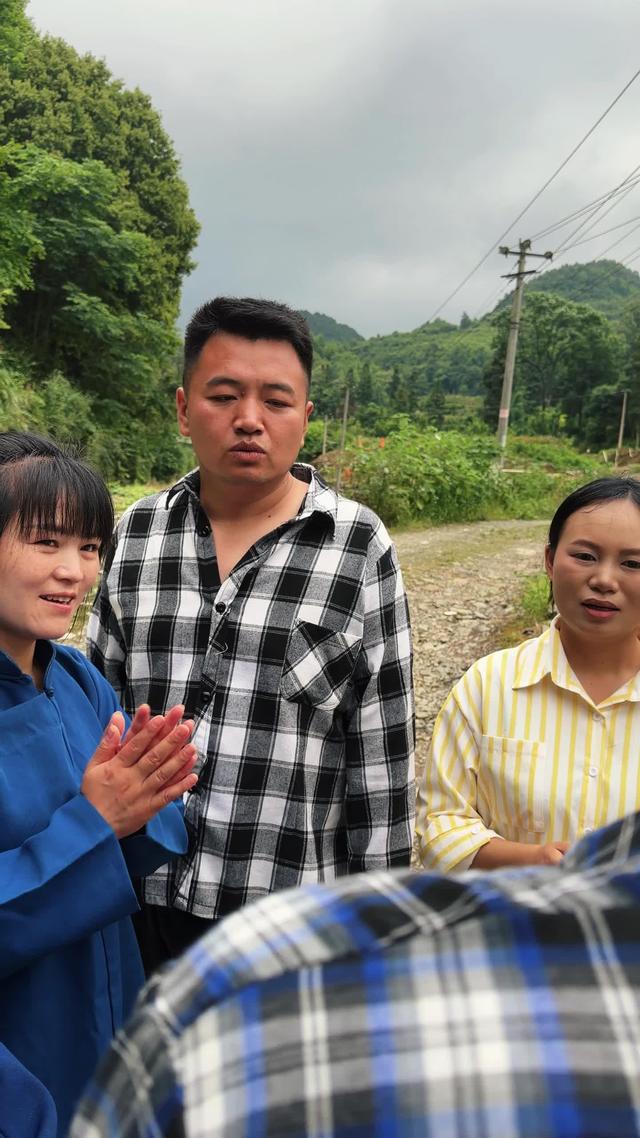 《別惹那個種地的女人》劇照