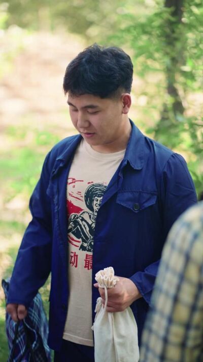 《槐樹下》劇照