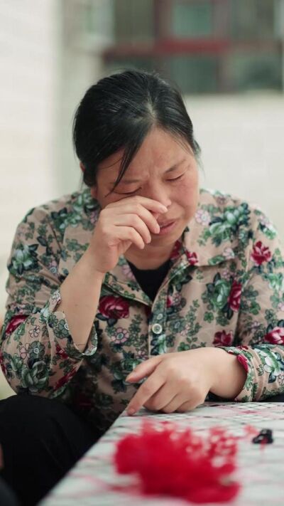 《槐花落了又开》剧照