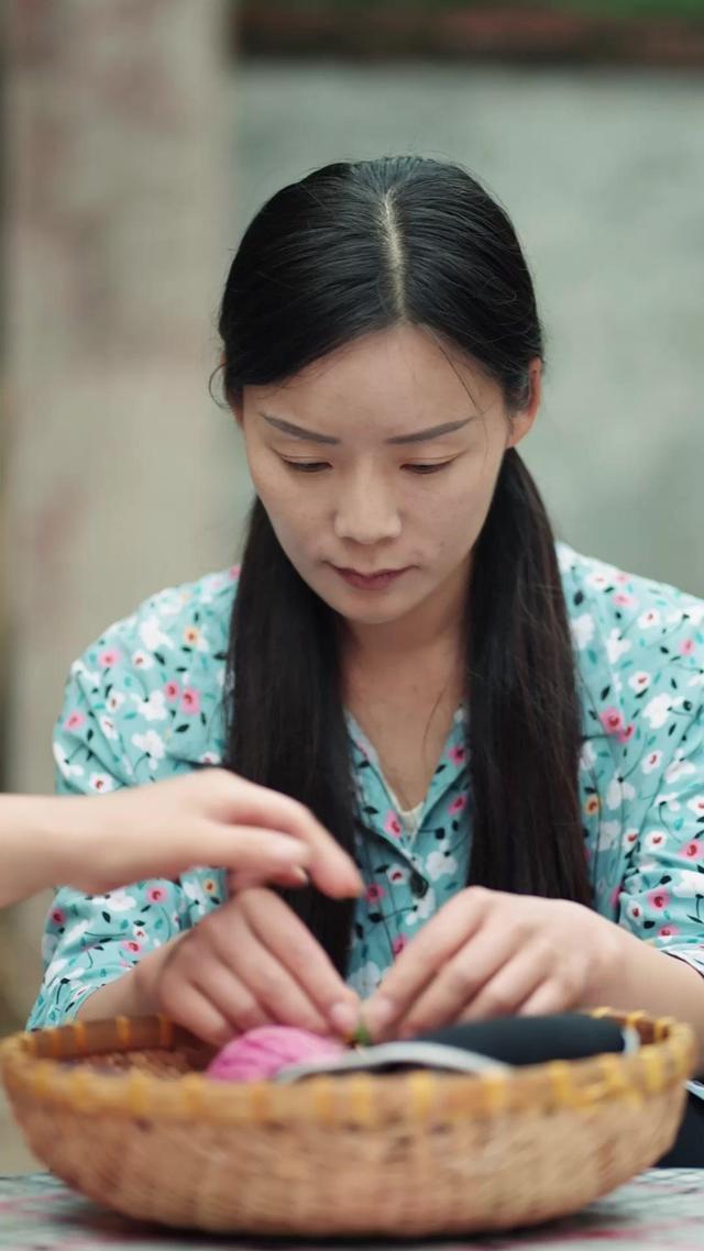 《槐花落了又開》劇照