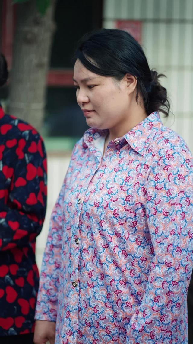 《槐花落了又開》劇照