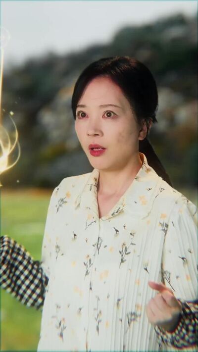《八零：开局扔村口，前夫当场社死》剧照