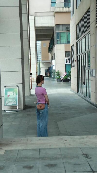 《夏风与少年之隔壁的他》剧照