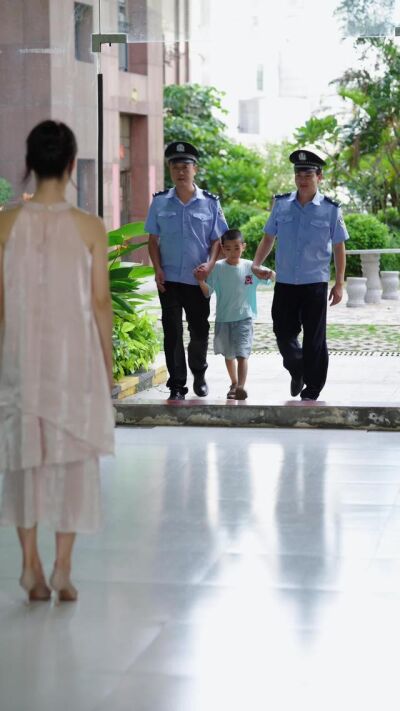 《緊急直播》劇照