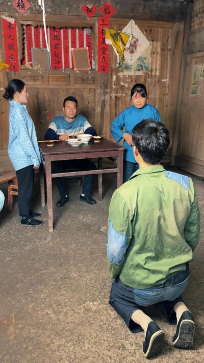 《潑辣小春，為夫撐腰》劇照