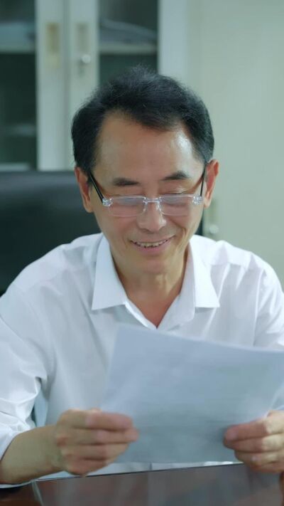 《苏老师回村了》剧照
